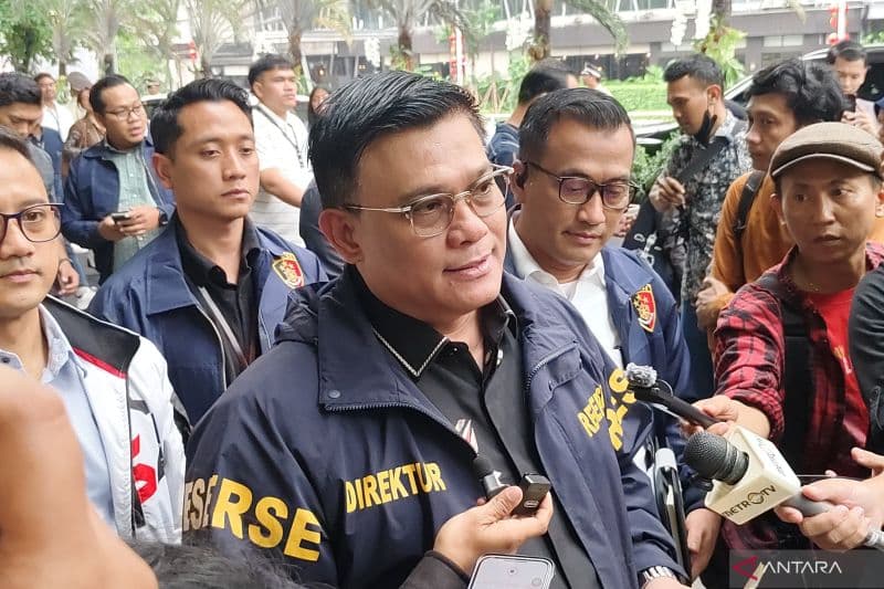 Bareskrim Polri Telisik TPPU Emas Hasil Tambang Ilegal Sampai ke Surabaya, Nilai Transaksi Mencapai Rp 25,8 Triliun - Image