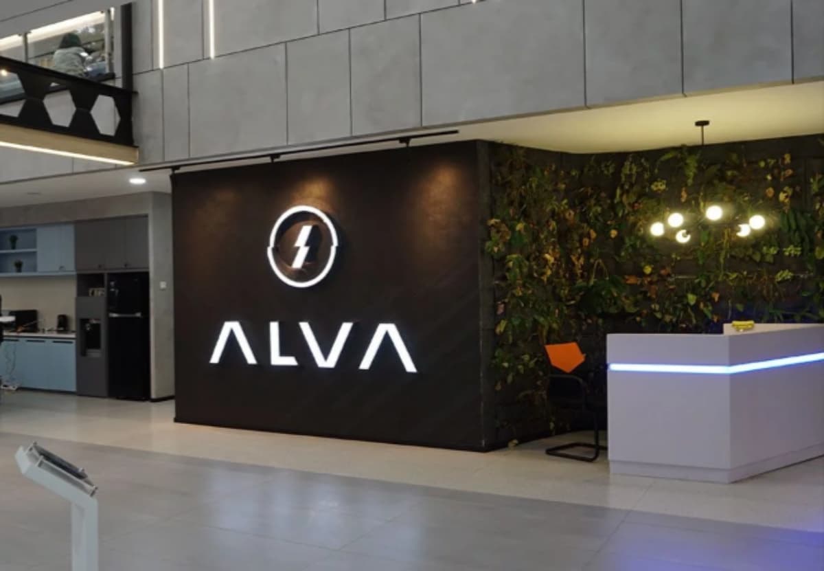 Sinyal Kuat Alva Keluarkan Motor Listrik Baru di Ajang GIIAS 2026  - Image