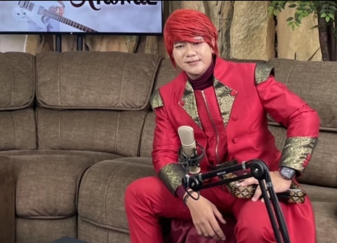 Reaksi Istri Pertama Saat Tahu Pesulap Merah Dekat dengan Ratu Rizky Nabila - Image