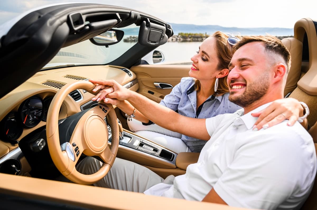 6 Zodiak Paling Bersinar yang Mengalami Peningkatan dalam Finansial, Karier, dan Asmara - Image