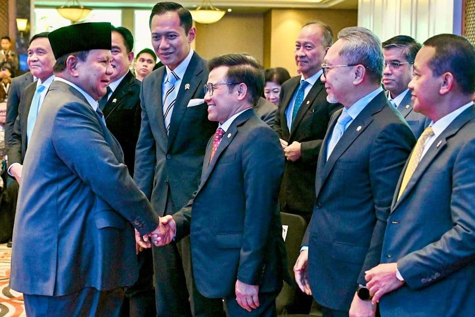 Menko PM Muhaimin: Pertumbuhan Ekonomi Harus Berdampak Langsung pada Penurunan Kemiskinan - Image