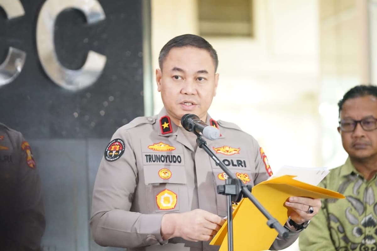 Tulis Surat selama Jalani Patsus, AKBP Didik Putra Kuncoro Bantah Kenal dengan Bandar Narkoba di Bima Kota - Image