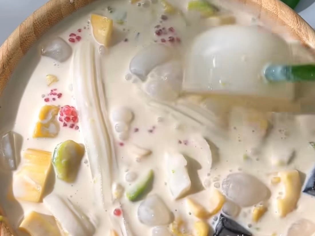 Es Teler Creamy, Takjil Segar Favorit Ramadan yang Nggak Pernah Sepi Peminat - Image