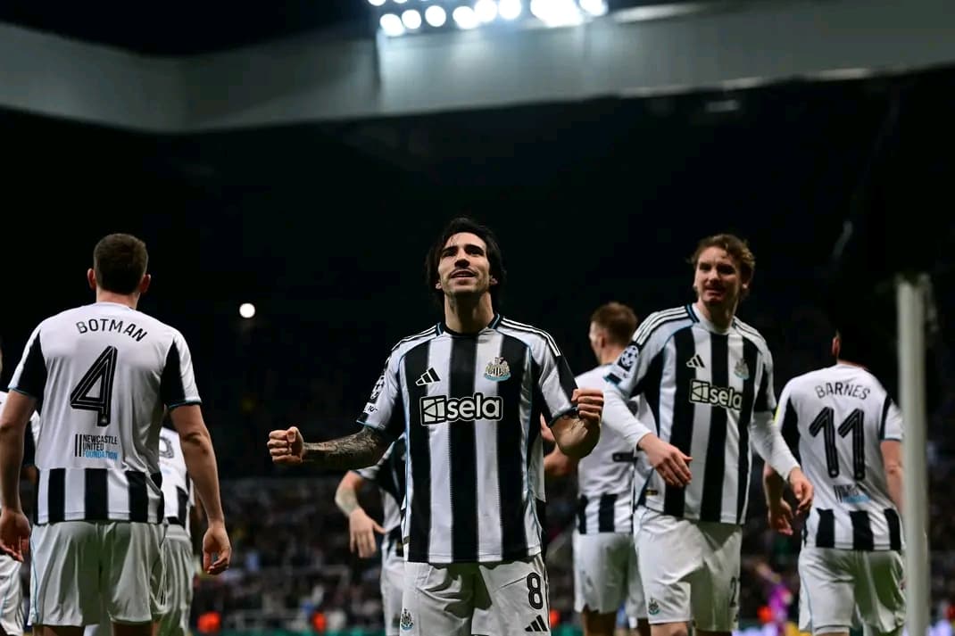 Menang dengan Agregat 9-3, Newcastle United Pastikan Tempat di Babak 16 Besar Liga Champions - Image