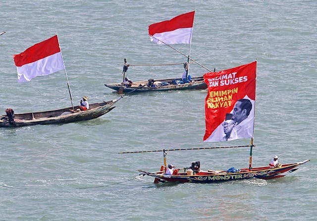 Parade Bendera Sambut Pelantikan Presiden - Image
