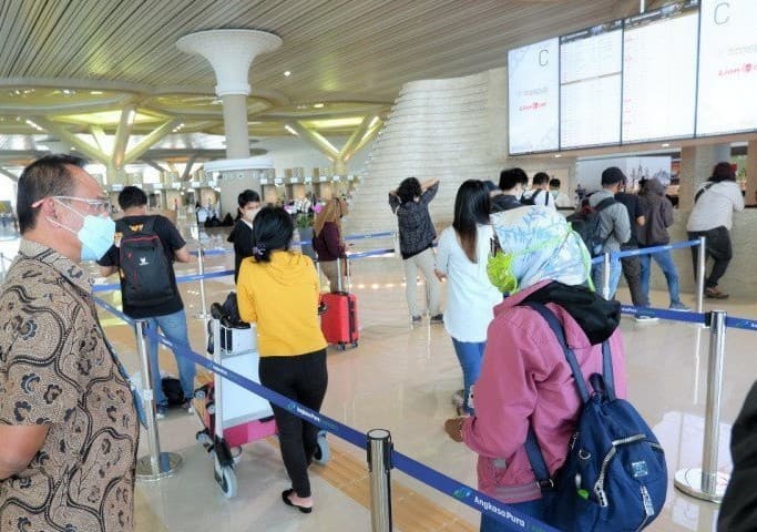 Ramai Pemudik, Jumlah Penumpang di Bandara NYIA Tumbuh 4.390,71 Persen - Image