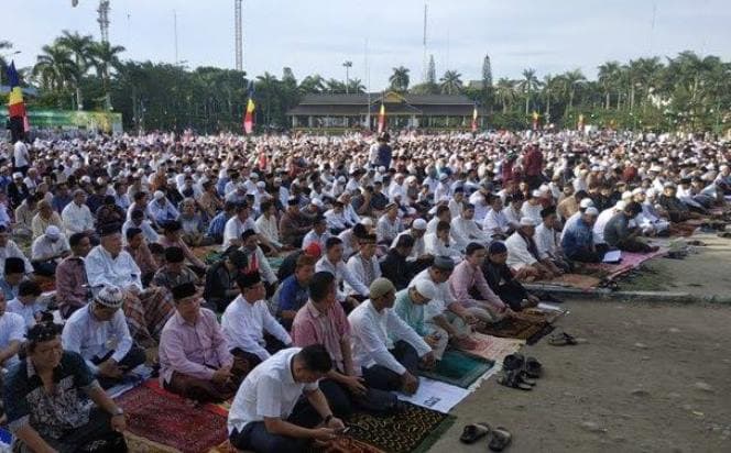 Sejarah Salat Idul Fitri di Lapangan, Diperkenalkan Pertama Kali oleh Muhammadiyah - Image