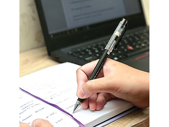 Mengulik dan Mencoba Memahami Proses Kreatif Penulis Fiksi - Image