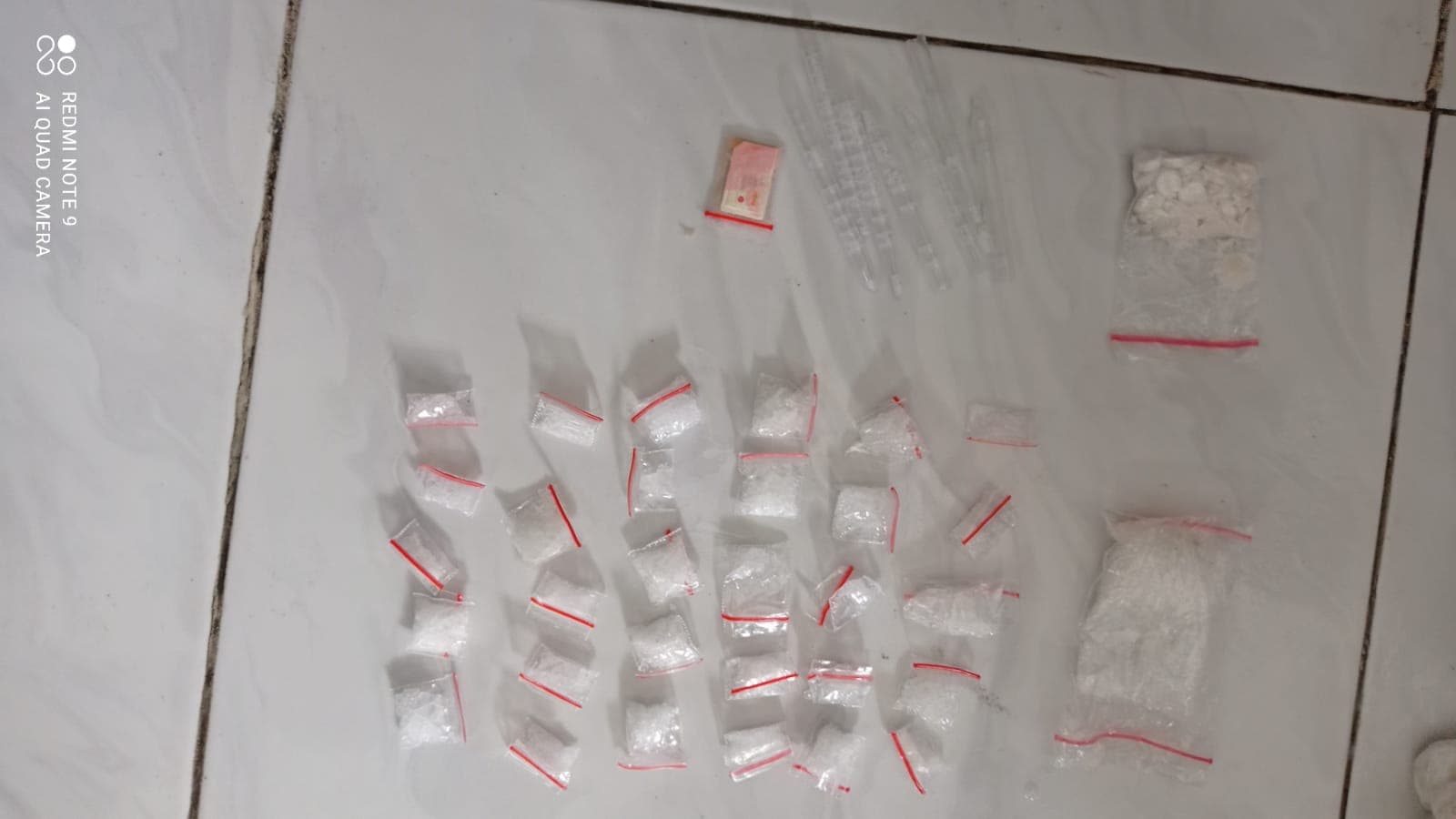 31 Paket Sabu-Sabu Gagal Diselundupkan lewat Sabun Cair - Image