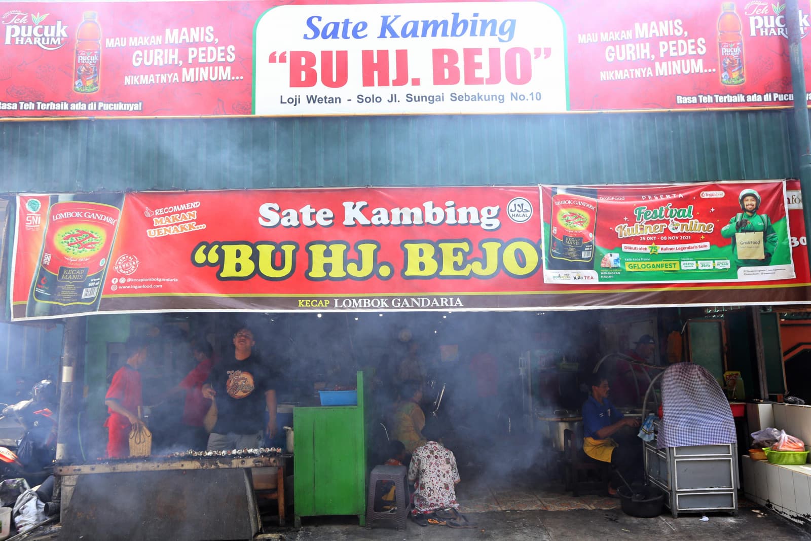 Rahasia Sate Kambing Bu Hj Bejo, Daging Dicelup ke Bumbu Berkali-kali - Image