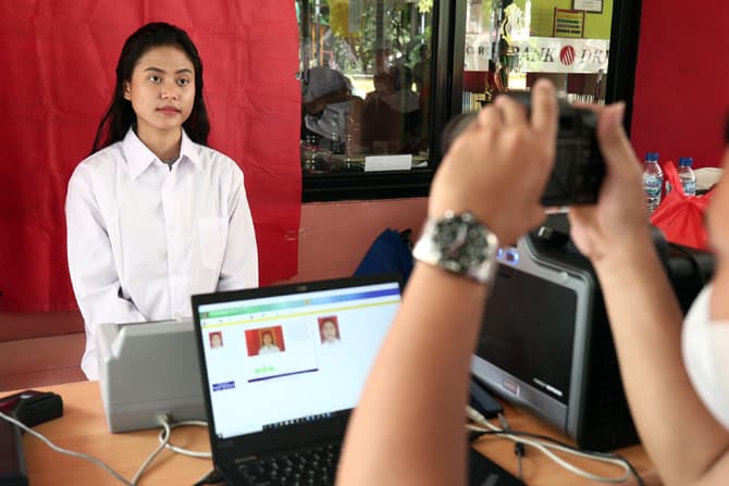 Dispendukcapil Surabaya Siapkan 48.420 Blanko KTP-el, Ayo Segera Rekam! - Image