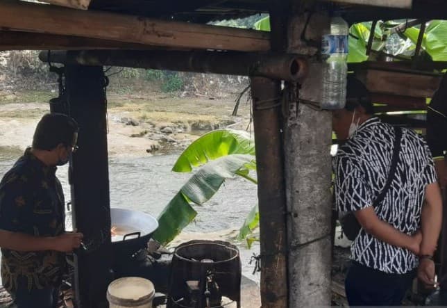 DPRD Kota Surakarta Minta Pemkot Usul Perda Perdagangan Daging Anjing - Image