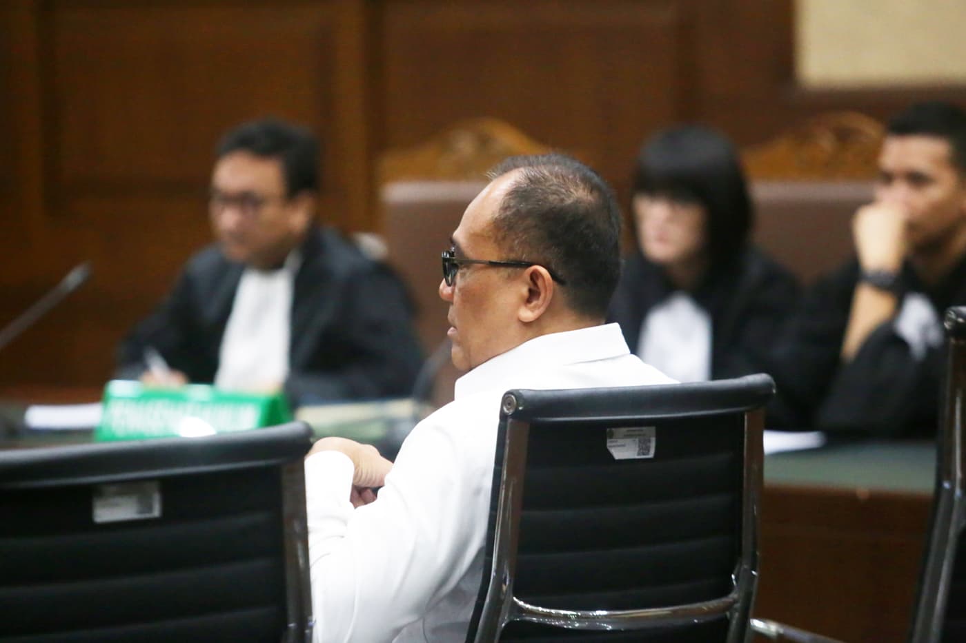 Terdakwa kasus dugaan penerimaan gratifikasi dan tindak pidana pencucuian uang (TPPU) Rafael Alun Trisambodo saat mengikuti sidang beragendakan pembacaan tuntutan Jaksa Penuntut Umum (JPU) dari KPK terhadap Rafael di Pengadilan Tipikor, Jakarta, Senin (11 - Image